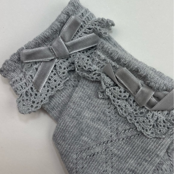NEW Mayoral Gray Lace Bow Trim Socks 18m - Picture 4 of 6